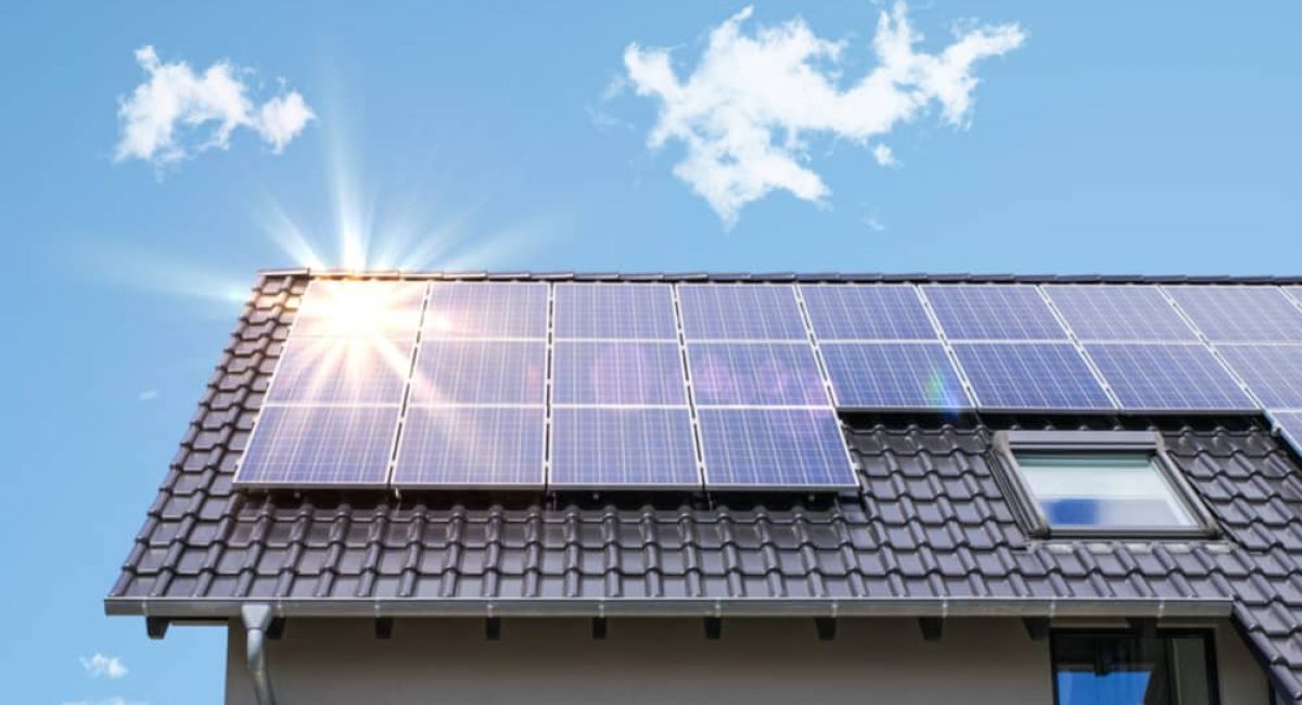 Scopri di più sull'articolo L’energia Solare Fotovoltaica: Una Rivoluzione Sostenibile nel Settore Energetico